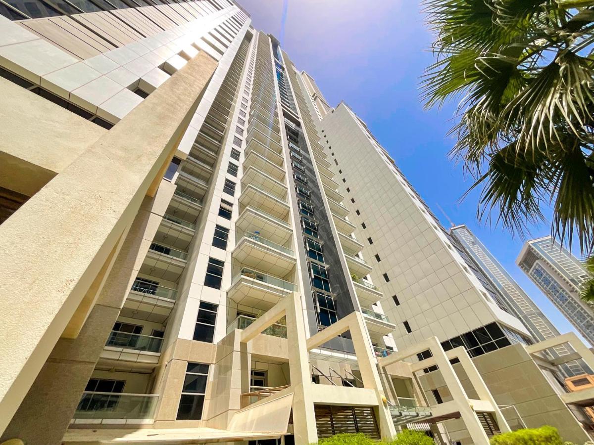 Higuests - Roomy Apt With Infinity Pool Close To Burj Khalifa Дубай Екстер'єр фото
